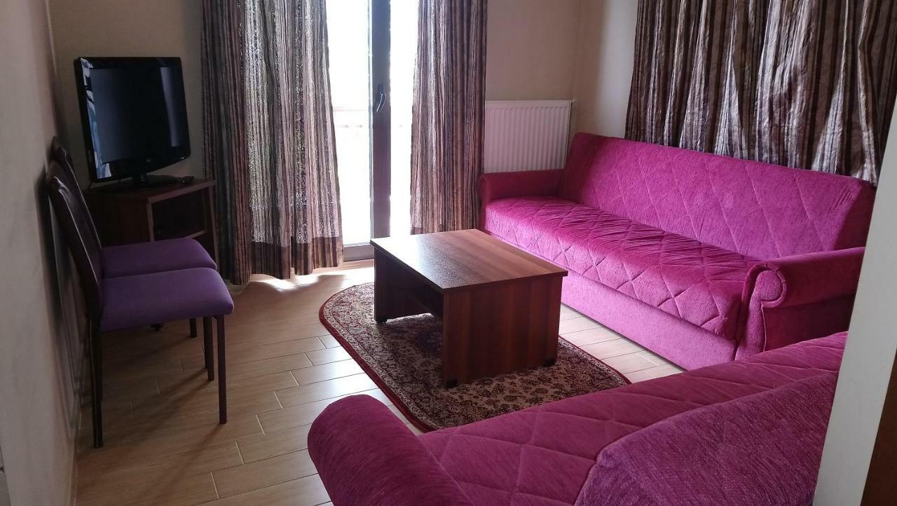 Alpina Suites Kastoria Ngoại thất bức ảnh
