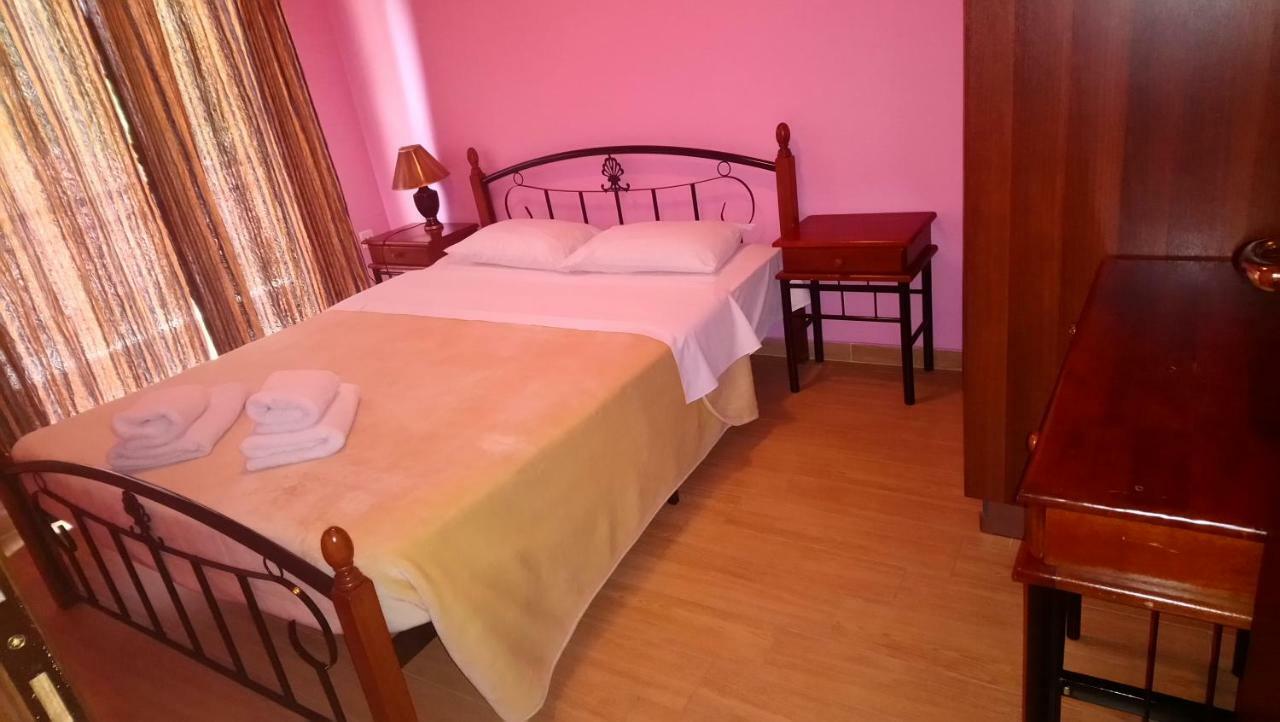 Alpina Suites Kastoria Ngoại thất bức ảnh