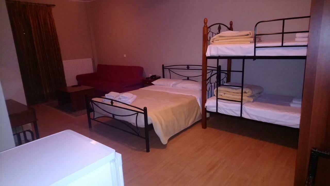 Alpina Suites Kastoria Ngoại thất bức ảnh